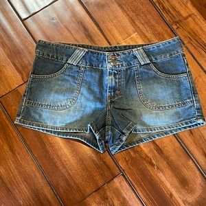 American Eagle denim shorts size 6